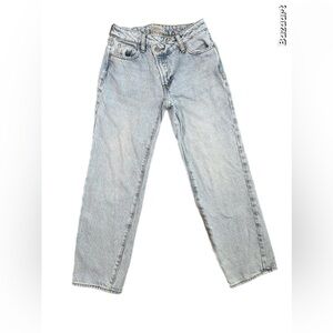 Pacsun women’s 90’s straight leg cross over jeans size 22 light wash trendy